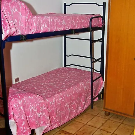 Manuela アパート *