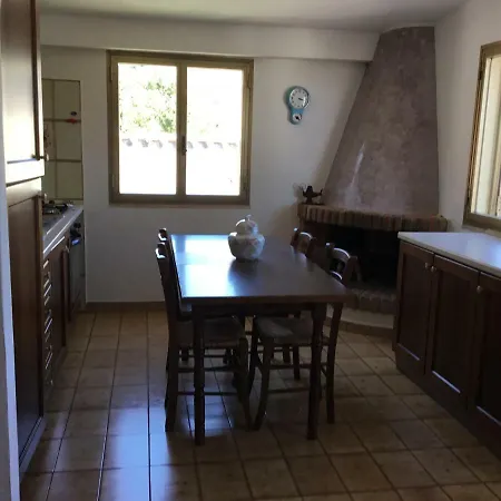 Manuela * カーラゴノネ